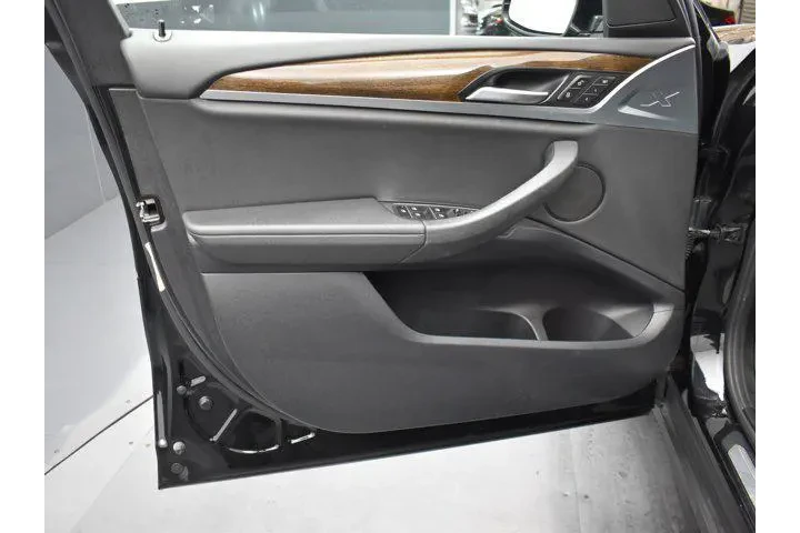 $16995 : BMW X3 2019 sDrive30i 4dr Sp image 8