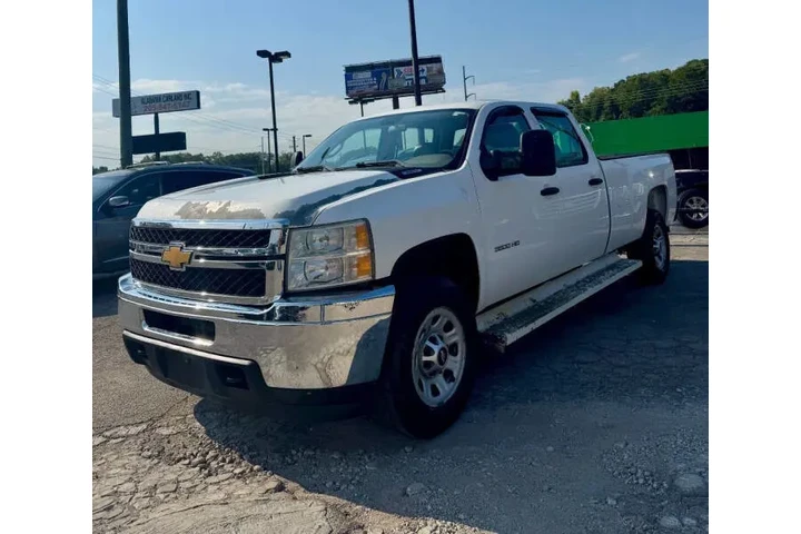 $6900 : 2013 Silverado 3500HD Work Tr image 7