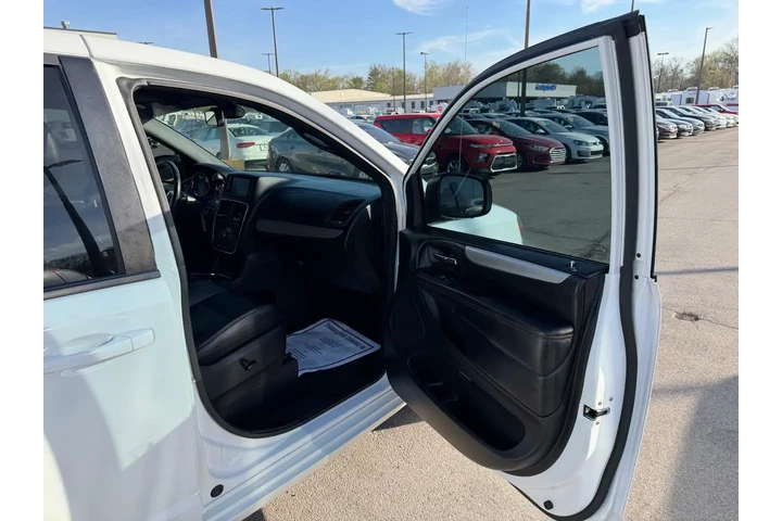 $9980 : 2020 Grand Caravan GT image 7