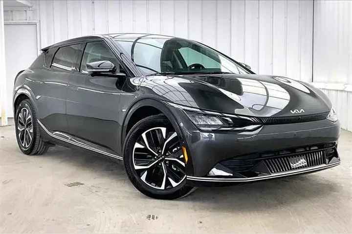 $22990 : Kia EV6 2023 AWD Wind 4dr Cr image 1