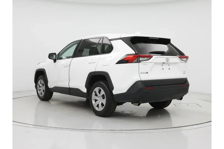 $26998 : Toyota RAV4 2024 AWD LE 4dr image 2