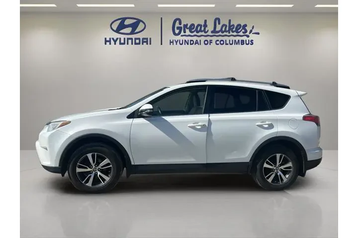 $15533 : Toyota RAV4 2017 AWD XLE 4dr image 2