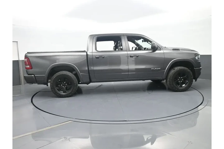 $28991 : Ram 1500 2020 4x2 Laramie 4d image 7