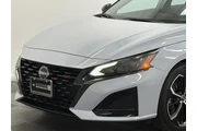 $22000 : Nissan Altima 2023 2.5 SR 4d thumbnail
