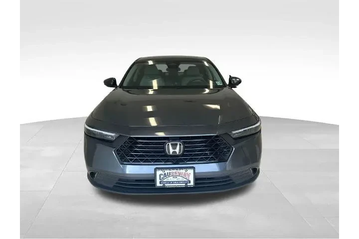 $25578 : Honda Accord 2024 EX 4dr Sed image 3