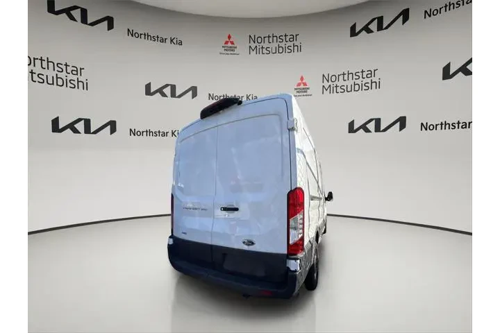 $34990 : Ford Transit 2023 AWD 250 3d image 4