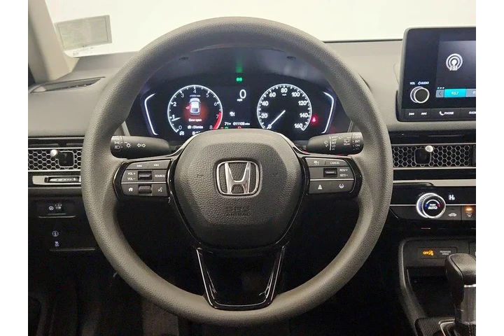 $25998 : Honda Civic 2024 LX 4dr Hatc image 10