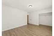 $2400 : 3Bed House in Slauson Ave, LA thumbnail