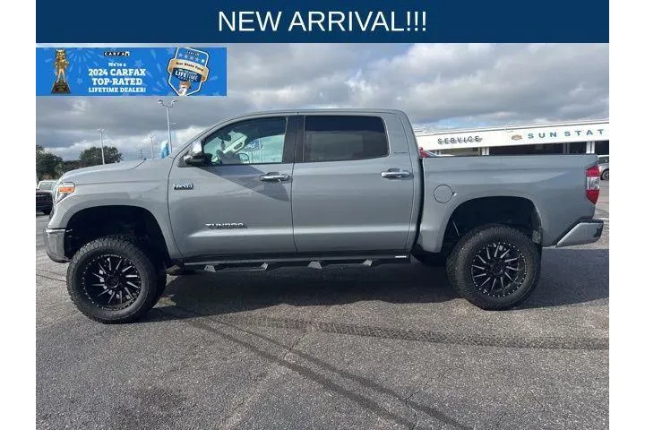 $37598 : Toyota Tundra 2020 4x4 Limit image 1