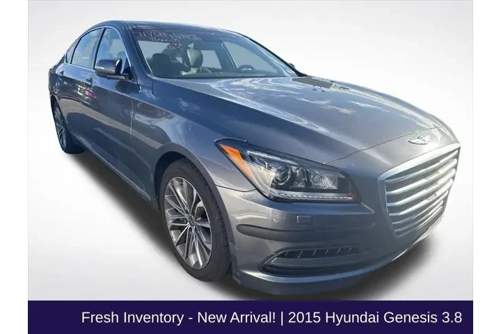 $13995 : Hyundai Genesis 2015 3.8L 4d image 1