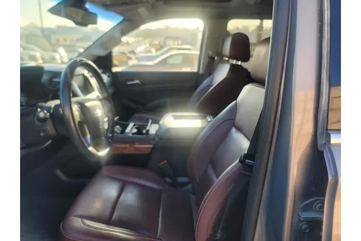 $39866 : Chevrolet Suburban 2019 4x4 image 5