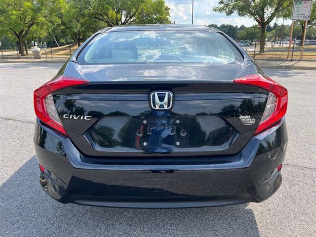 $11900 : 2018 Civic LX image 7