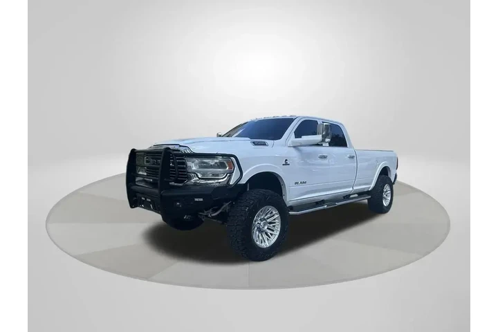 $39590 : Ram 3500 2021 4x4 Laramie 4d image 3