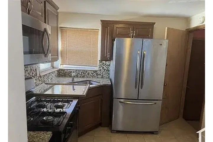 $1530 : HOUSE FOR RENT IN CHICAGO IL image 5