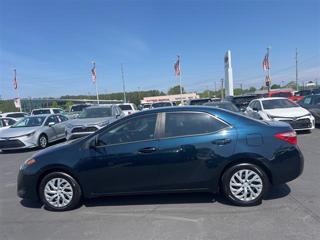 $14990 : PRE-OWNED 2019 TOYOTA COROLLA image 4