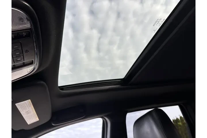 $9210 : Pre-Owned 2014 Grand Cherokee image 6