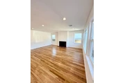$2000 : 2 Bedroom House in Los Angeles thumbnail