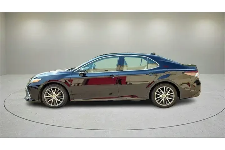 $28974 : Toyota Camry 2024 XLE V6 4dr image 6