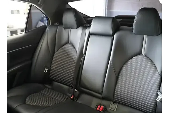 $14750 : Toyota Camry 2018 SE 4dr Sed image 7