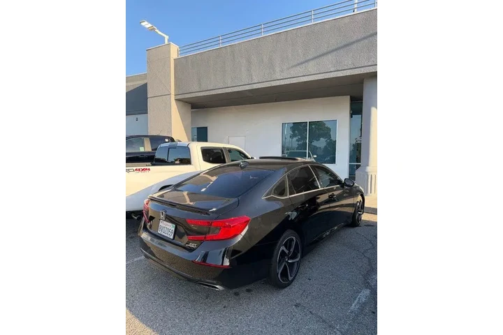 $23115 : Honda Accord 2021 Sport 4dr image 1