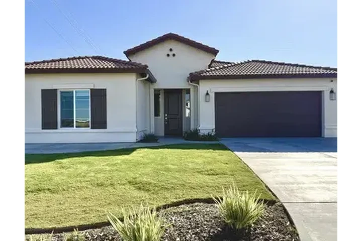 $1000 : move-in ready with gym and ful image 1