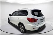 $9732 : Pre-Owned 2017 Pathfinder SV thumbnail