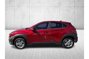$16285 : Hyundai KONA 2023 AWD SE 4dr thumbnail