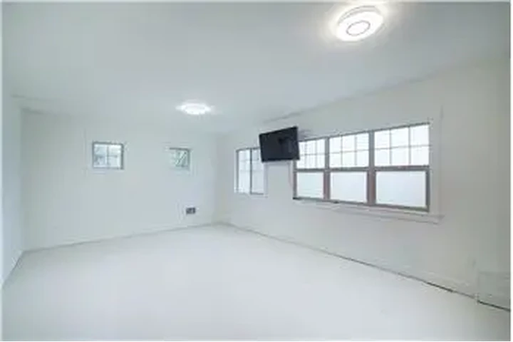 $3750 : Rental property with 4 bedro image 7