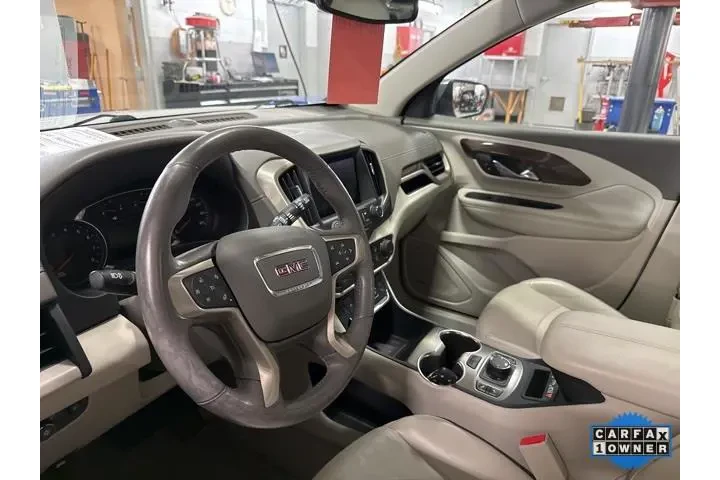 $28928 : GMC Terrain 2020 4x4 Denali image 5