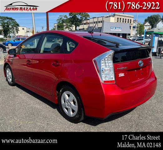 $8500 : Used 2011 Prius 5dr HB III (N image 3