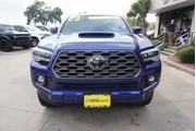 $39988 : Toyota Tacoma 2023 4x4 TRD S thumbnail