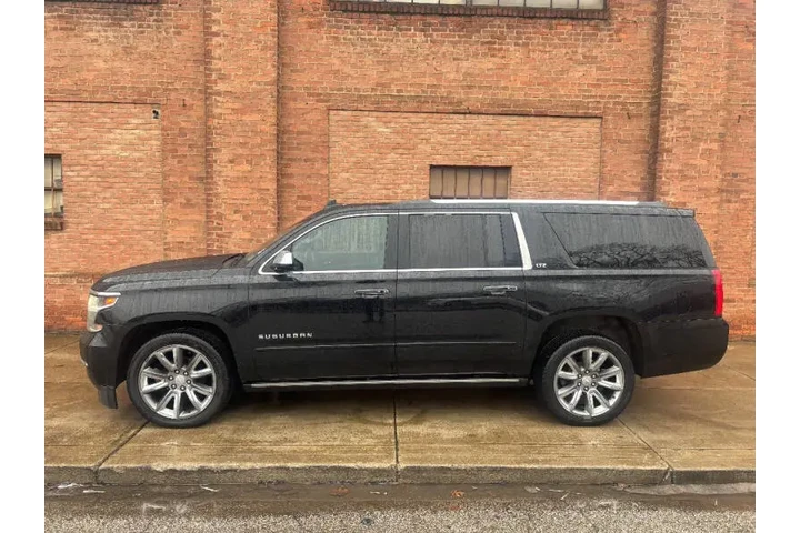 $22000 : 2015 Suburban LTZ image 3