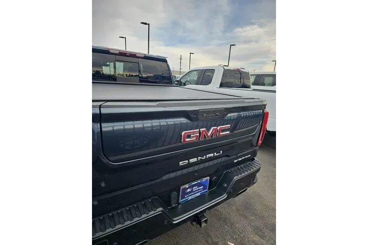 $37599 : GMC Sierra 1500 2019 4x4 Den image 9