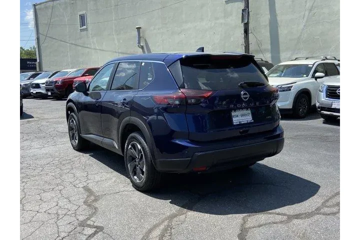 $19487 : Nissan Rogue 2025 AWD SV 4dr image 9