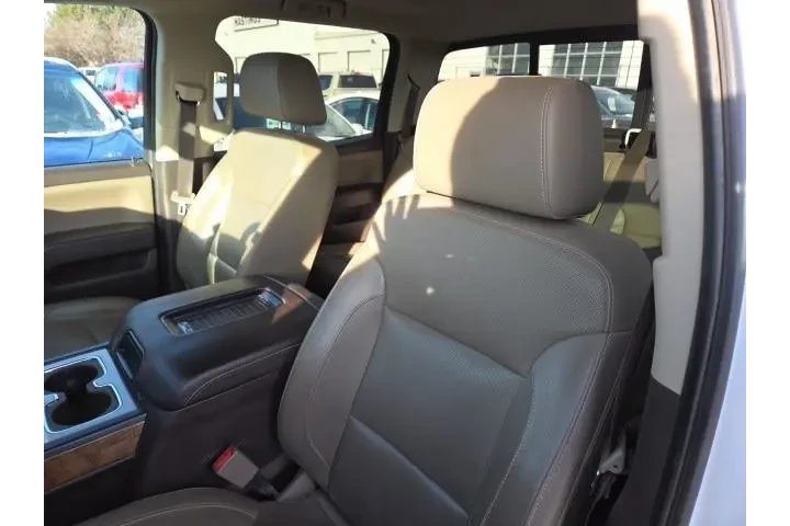 $33432 : GMC Sierra 1500 2018 4x4 SLT image 10