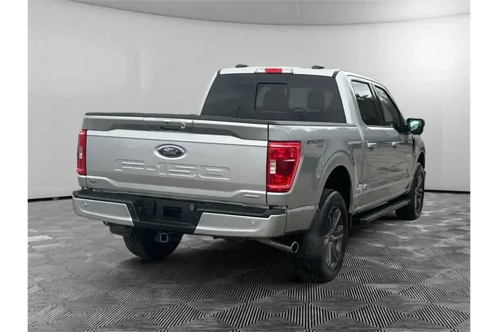 $39730 : Ford F-150 2023 4x4 XLT 4dr image 5