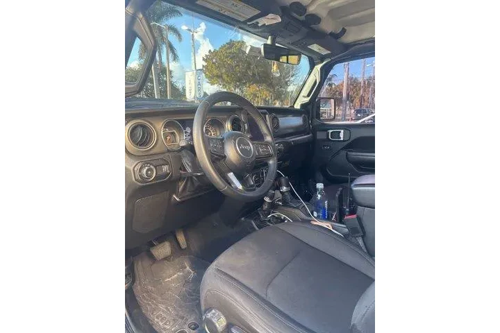 $27995 : Jeep Wrangler 2023 4x4 Sport image 7