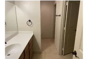 $1250 : Rental property with 3 bedro thumbnail