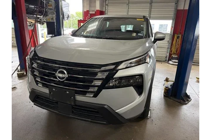 $21999 : Nissan Rogue 2025 SV 4dr Cro image 1
