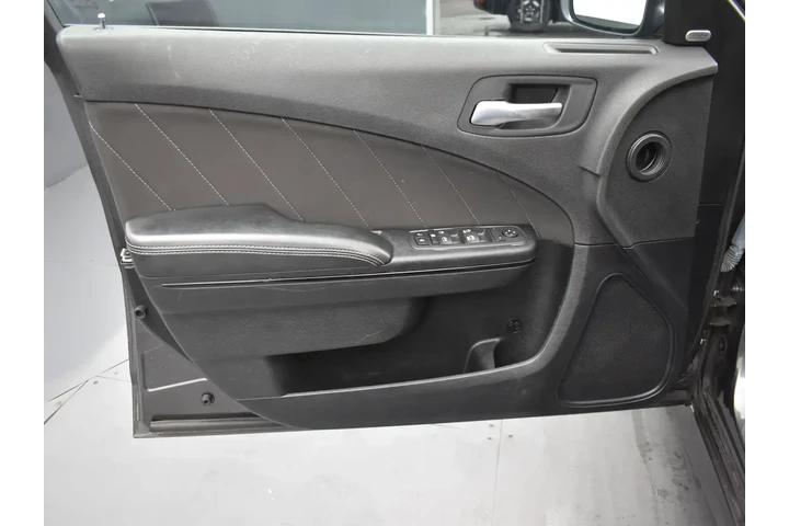 $18995 : Dodge Charger 2023 GT 4dr Se image 9