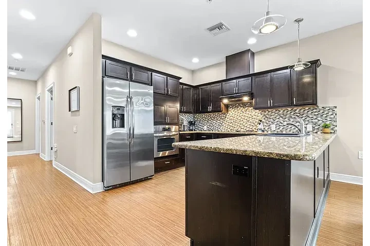 $2150 : HOUSE RENT IN TAMPA FLORIDA ! image 8