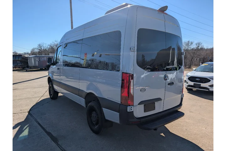 $77995 : 2026 Mercedes-Benz Sprinter P image 6