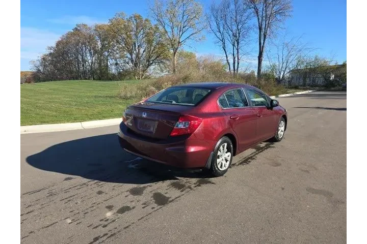 $6500 : Honda Civic 2012 LX 4dr Seda image 7