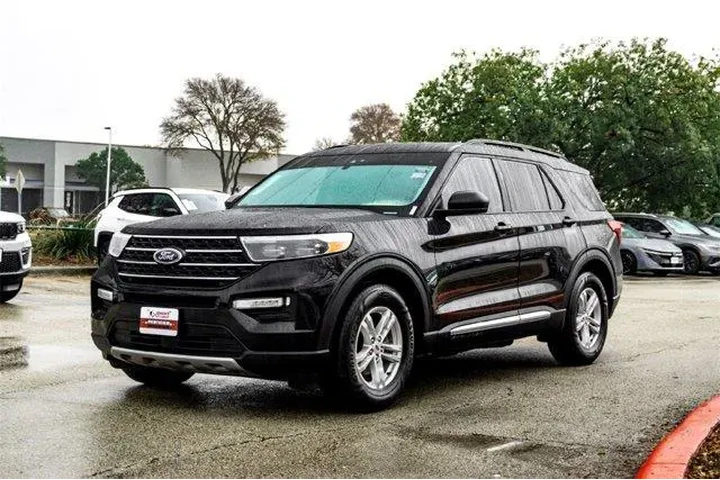 $26598 : Ford Explorer 2023 XLT 4dr S image 9