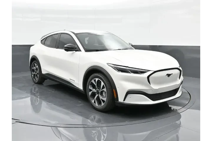 $30991 : Ford Mustang Mach-E 2024 AWD image 8