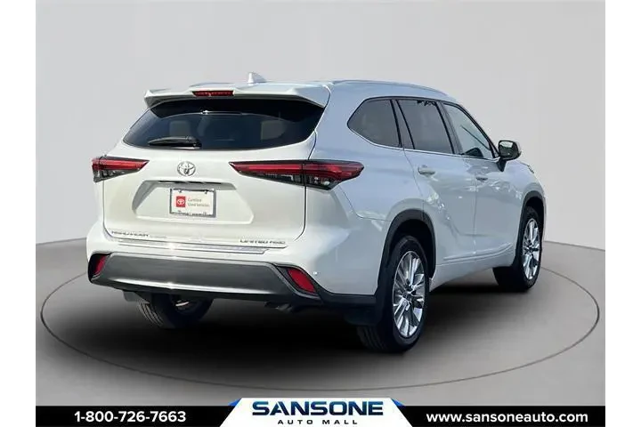 $37059 : Toyota Highlander 2022 AWD L image 5