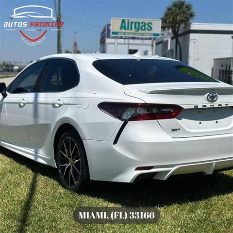 $19500 : Toyota Camry SE 2021 image 5