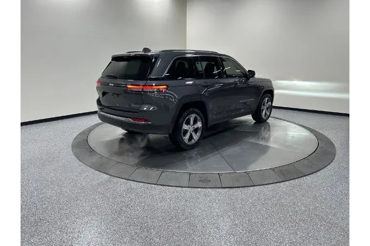 $23274 : Jeep Grand Cherokee 2022 4x4 image 7