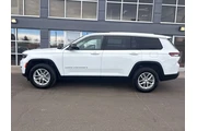 $34995 : 2023 Grand Cherokee L Laredo thumbnail