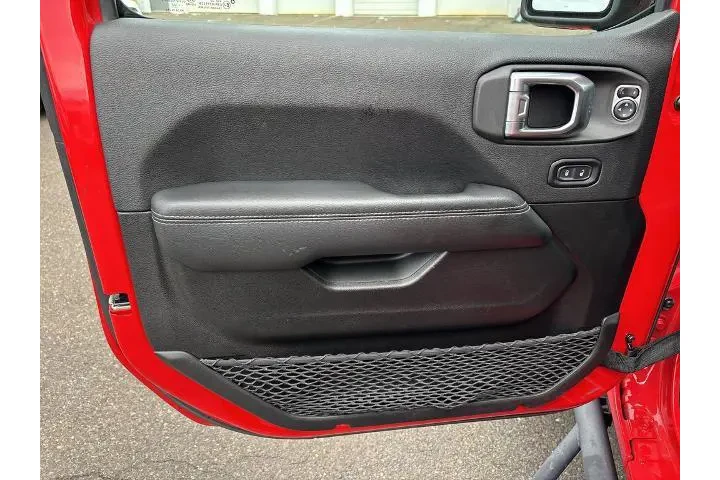 $32890 : Jeep Wrangler Unlimited 2022 image 10